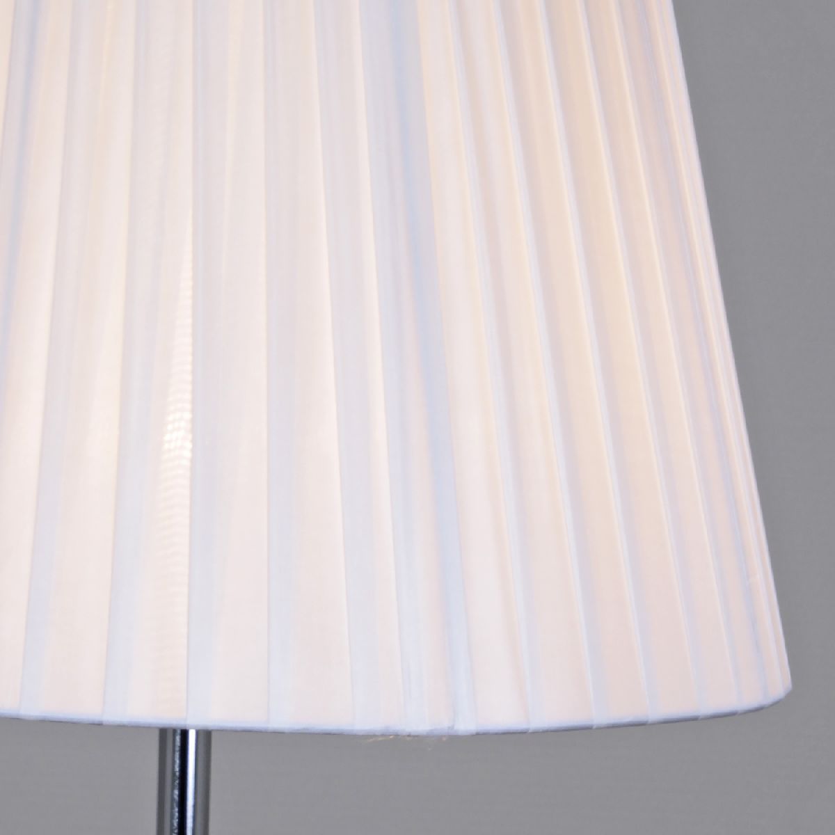 Торшер Reluce 02063-0.6-01 BK-CR