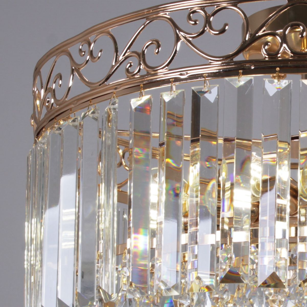 Потолочная люстра Reluce 90183-0.3-10 FGD