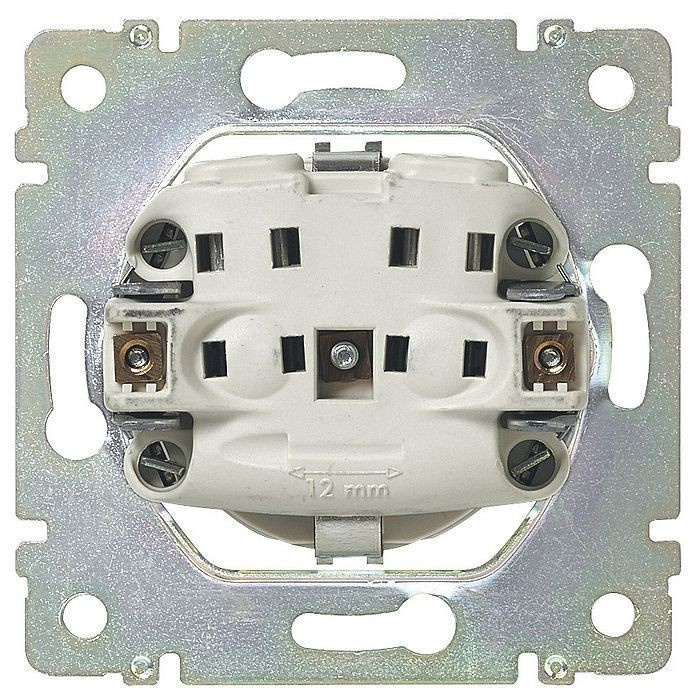 Розетка 2К+3 Legrand Valena 16A 250V с/з со шторками безвинтовой зажим слоновая кость 774122