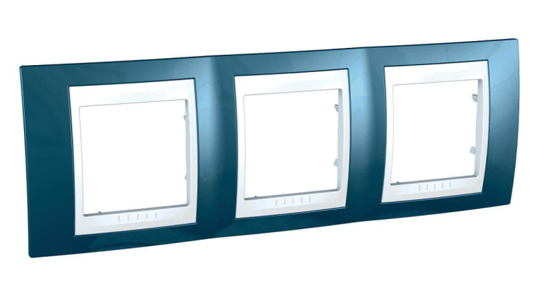 Рамка 3-постовая Schneider Electric Unica Хамелеон MGU6.006.854