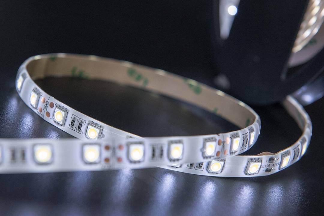 Светодиодная лента SWG SWG560-12-14.4-NW-65 001063