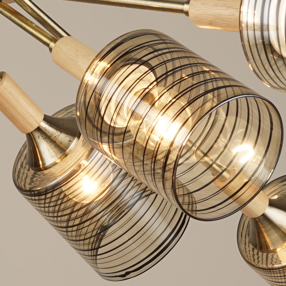 Потолочная люстра Reluce 04536-0.3-08