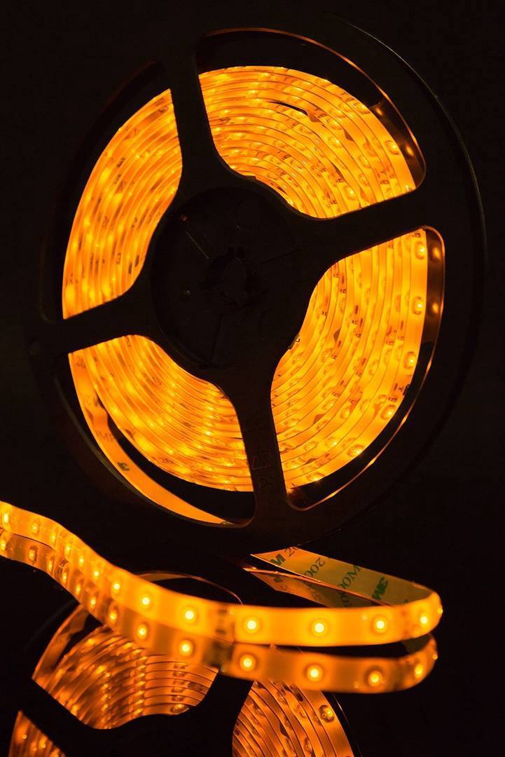 Светодиодная лента SWG SWG360-12-4.8-Y-65 000053