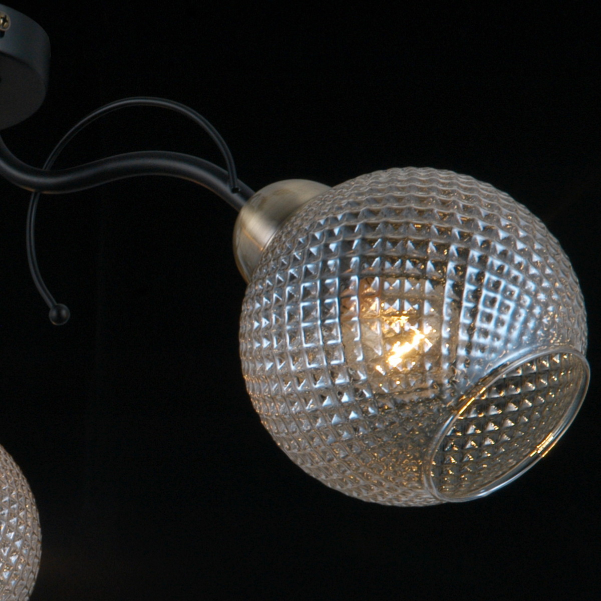 Потолочная люстра Illumico IL0190-3CSQ-79 BK AB