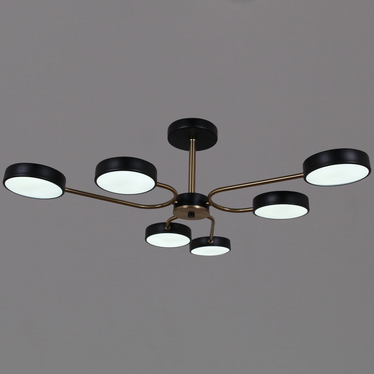 Люстра на штанге Reluce 03325-0.3-06 BK+COPPER