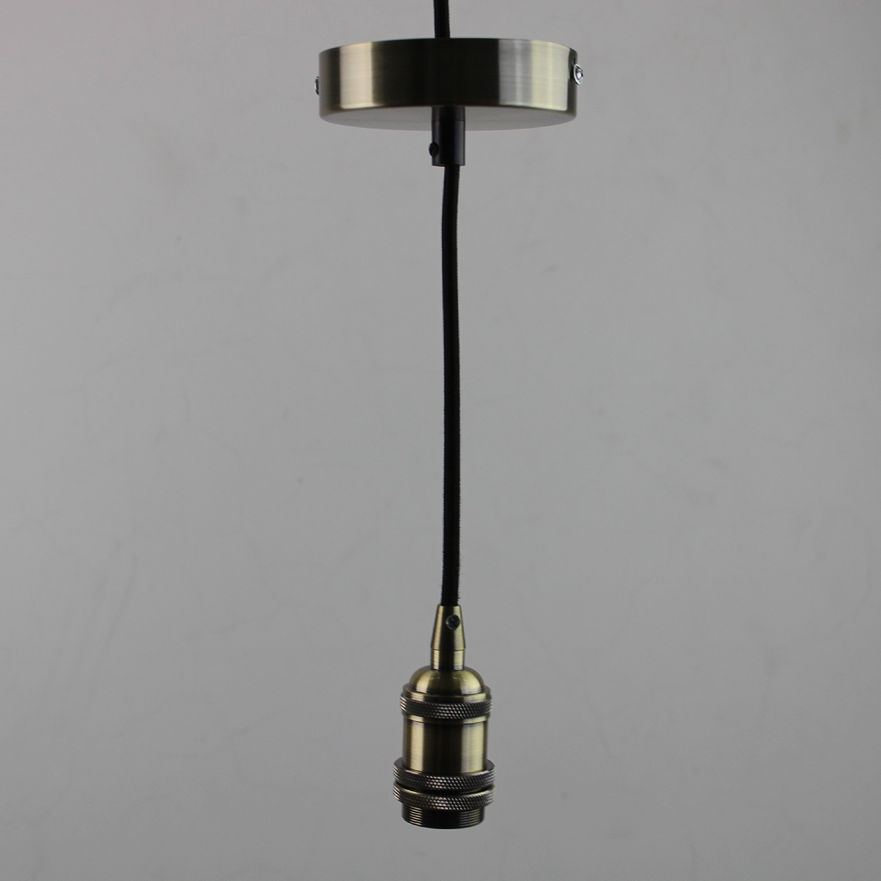 Ретро патрон с подвесом E14 Бронза Sun Lumen 056-731