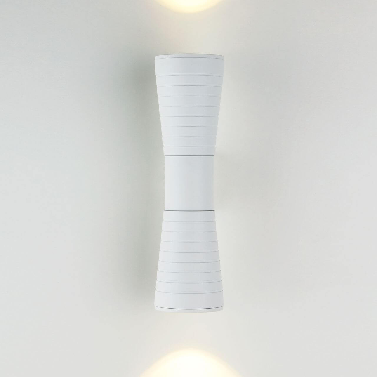 Настенный светильник Elektrostandard 1502 TECHNO LED TUBE DOBLE белый 4690389138614