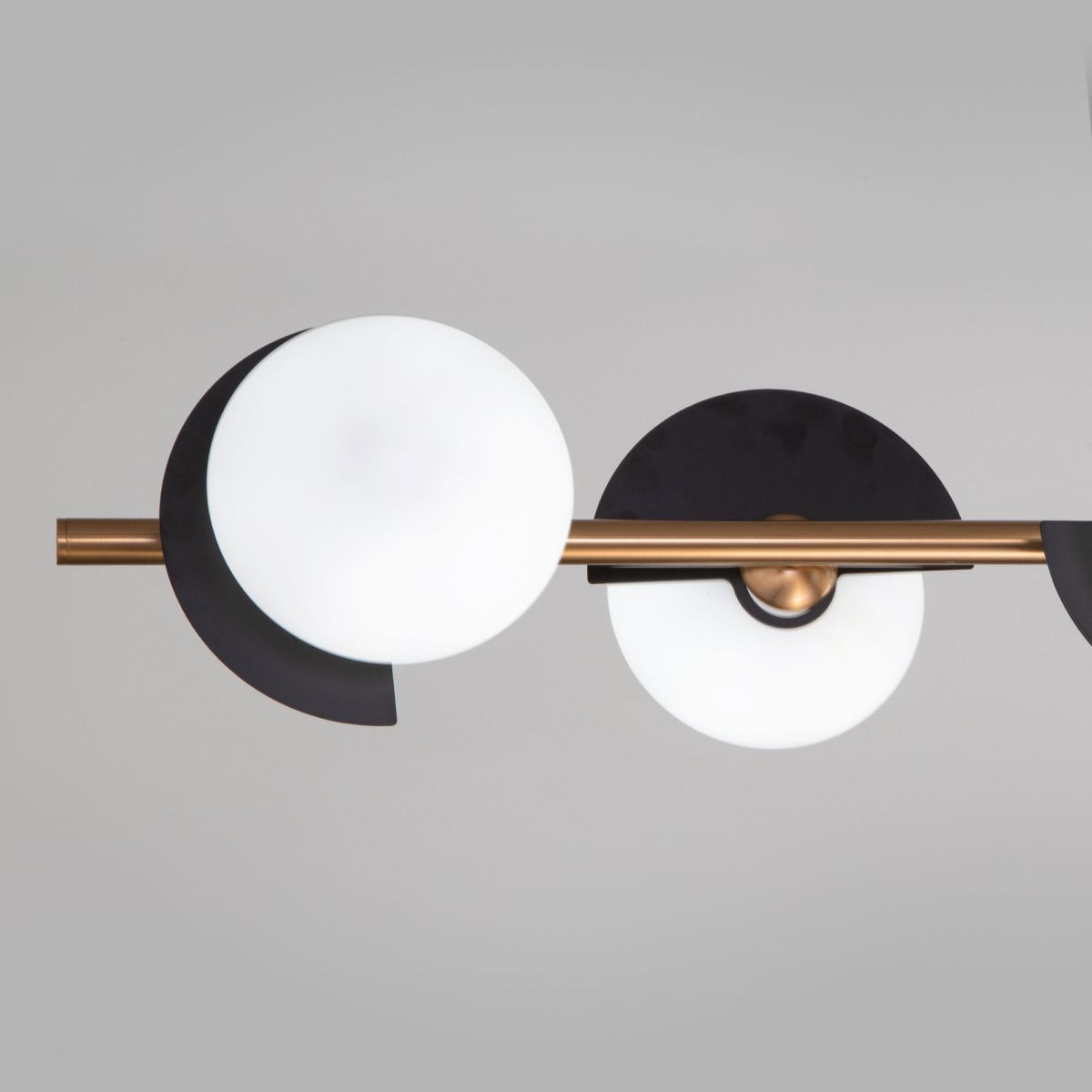 Подвесная люстра Eurosvet Moity 70149/6 черный/латунь Smart a064821