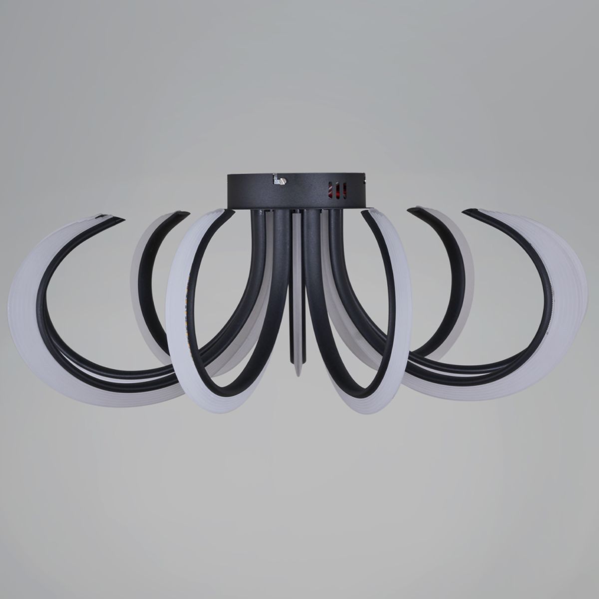 Потолочная люстра Reluce 74390-0.3-09L black