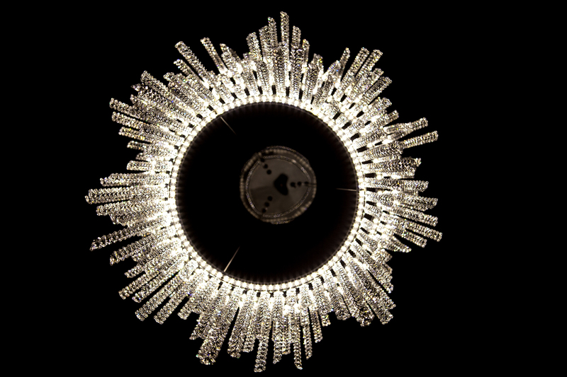 Подвесная светодиодная люстра Eurosvet Royal 90050/3 хром