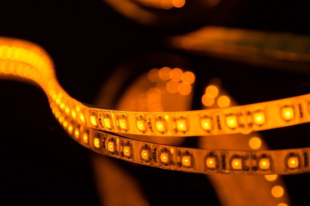 Светодиодная лента SWG SWG3120-12-9.6-Y-65 000966