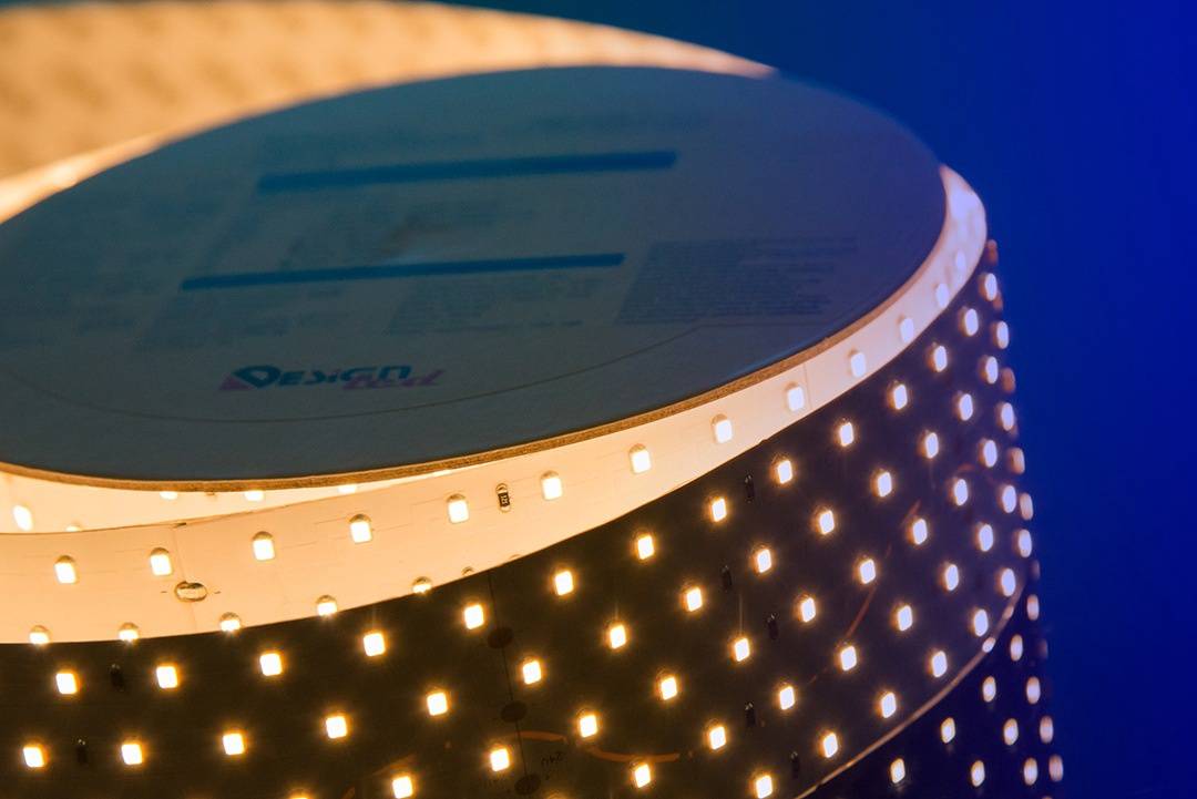 Светодиодная лента DesignLed DSG2350-24-WW-33 000534