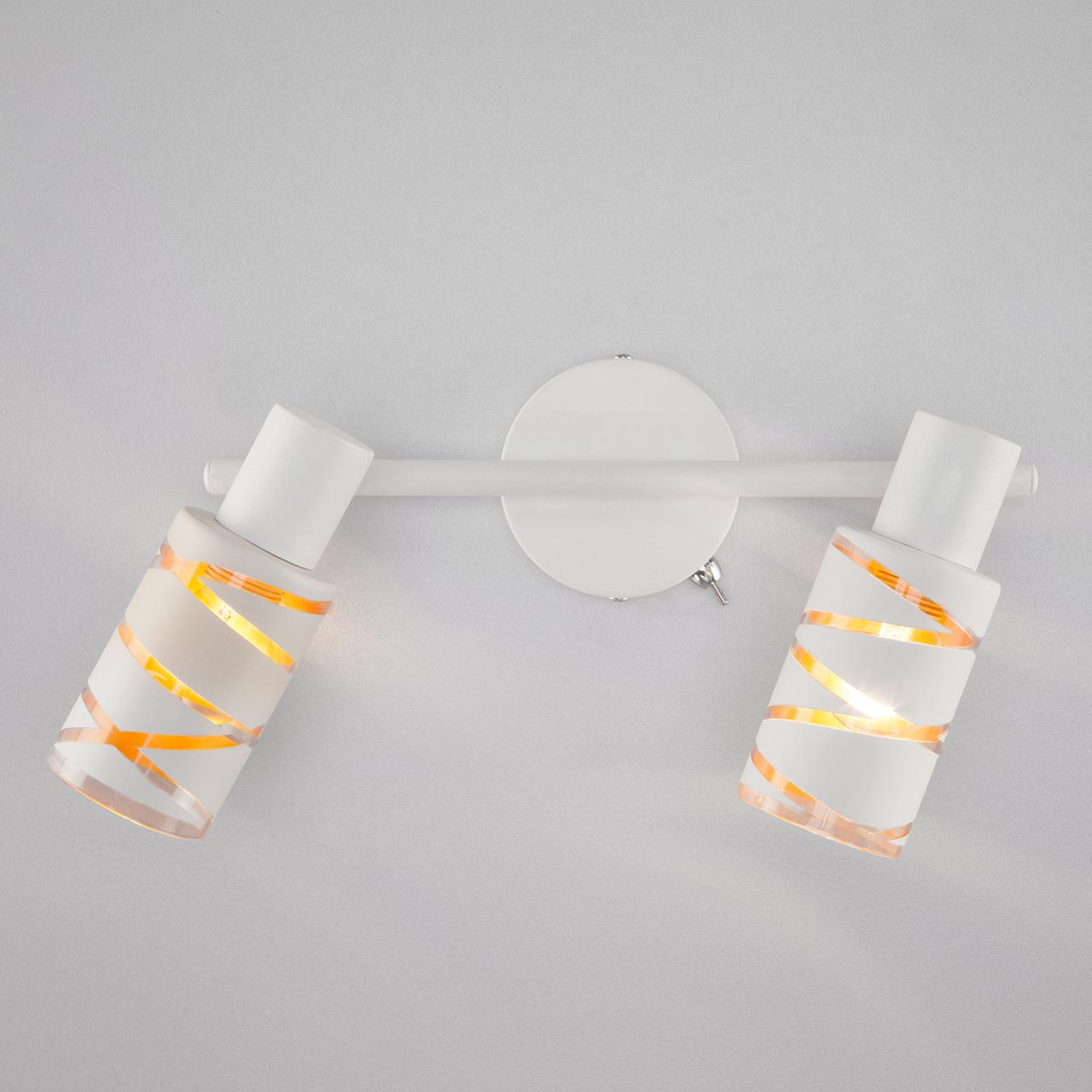 Спот Eurosvet Flute 20085/2 белый