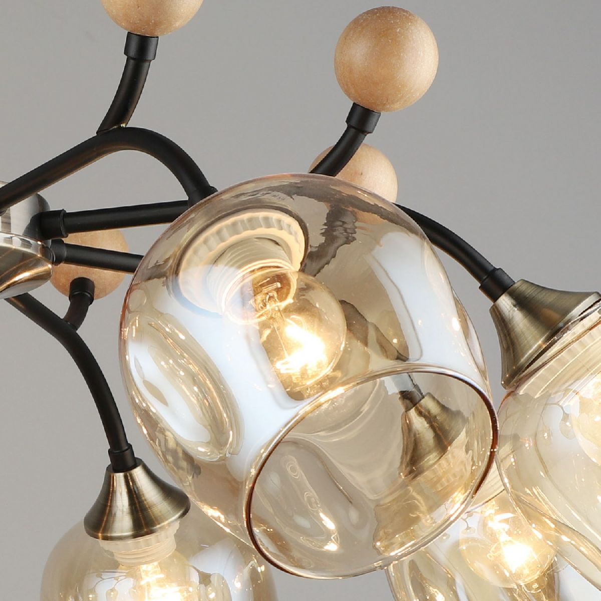 Люстра на штанге Reluce 02009-0.3-08 AB+BK