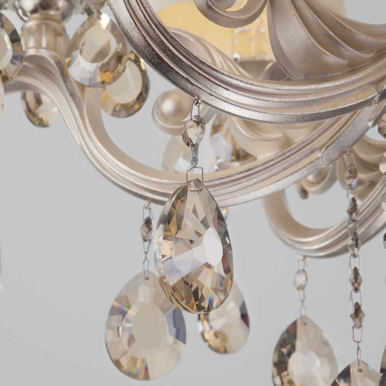 Подвесная люстра Eurosvet Argenta 10098/8 серебро/тонированный хрусталь Strotskis