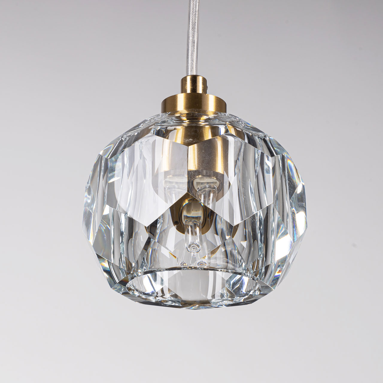 Подвесной светильник De Markt Крайс 657012303 в Москве