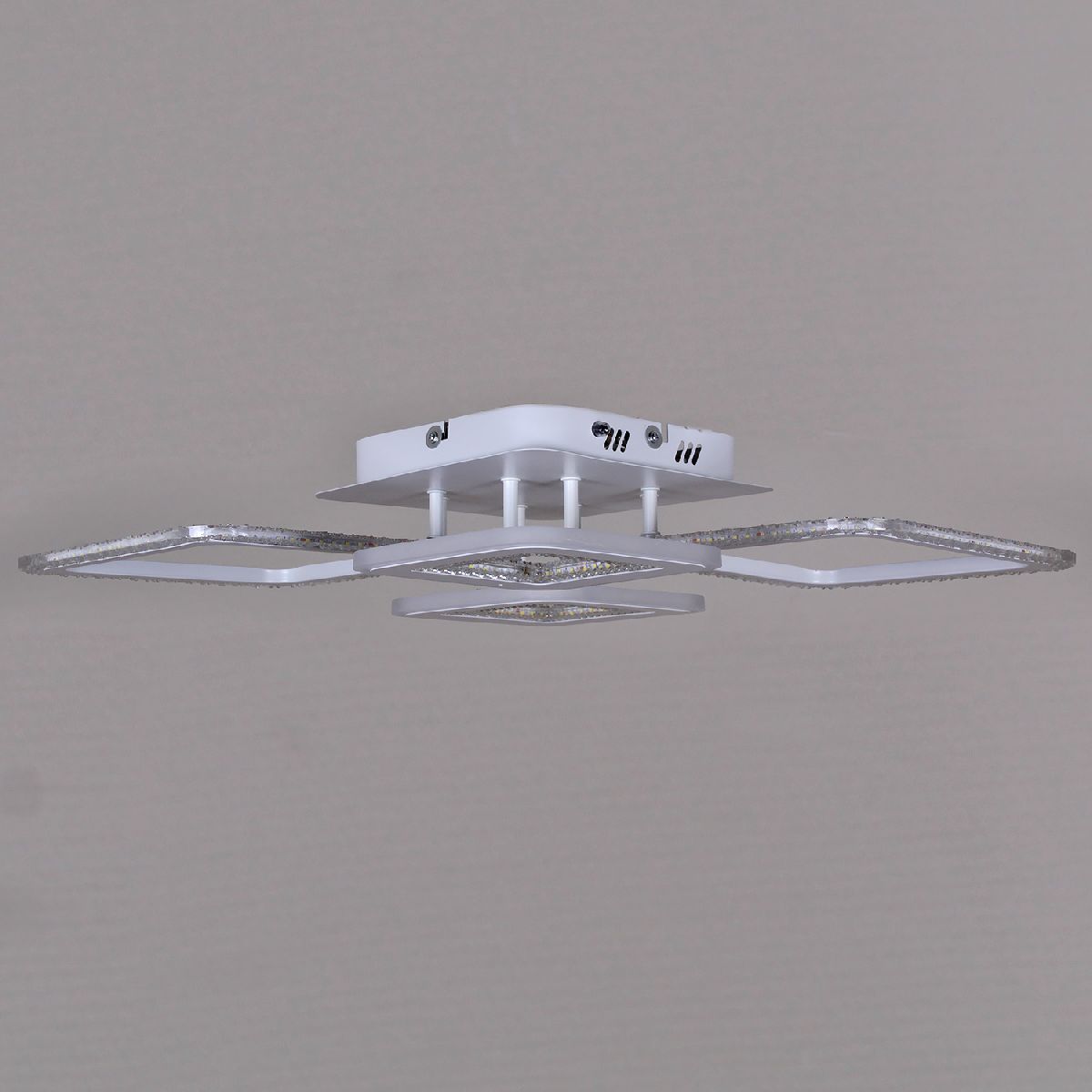 Потолочная люстра Reluce 20532-0.3-2+2B WT