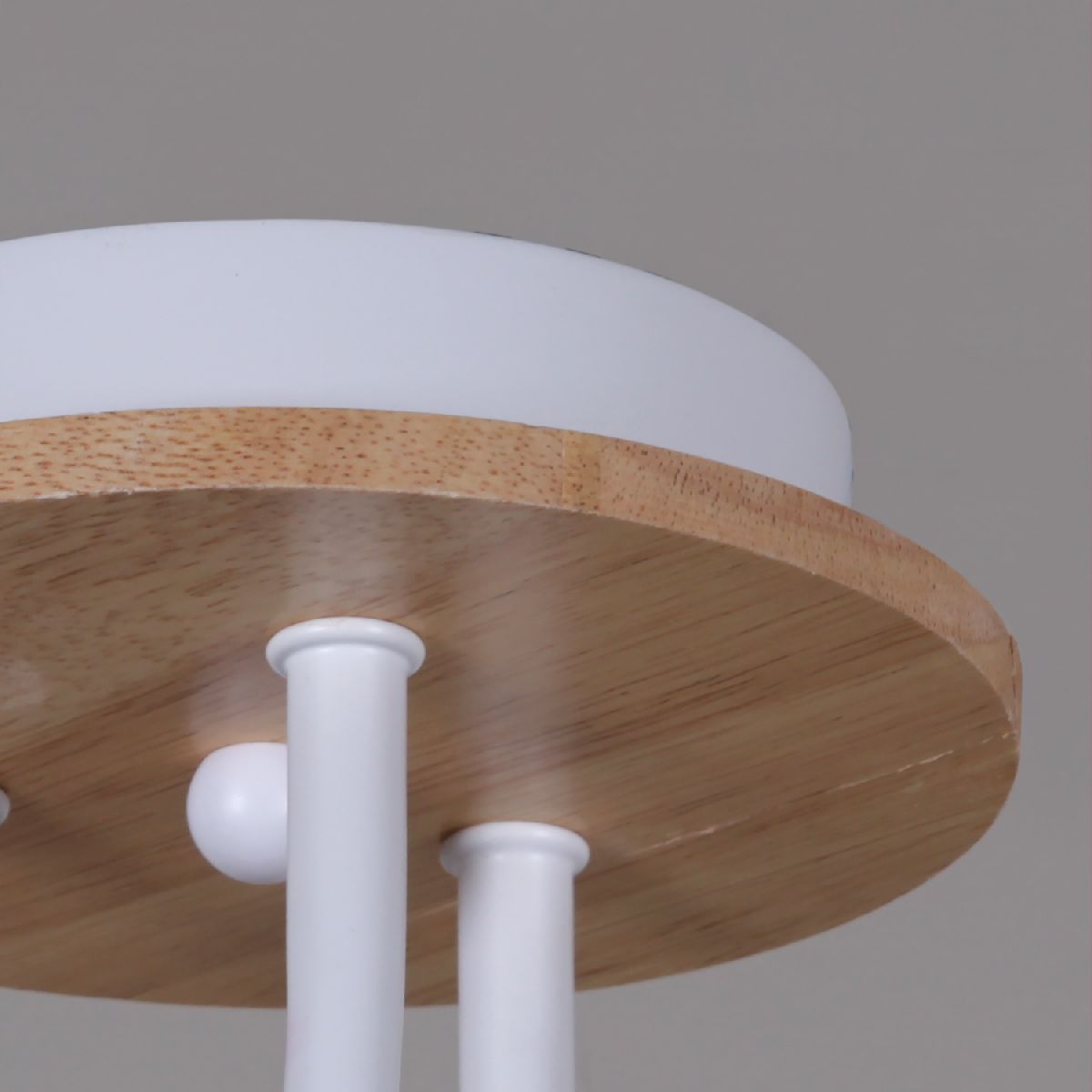 Потолочная люстра Reluce 13202-0.3-03