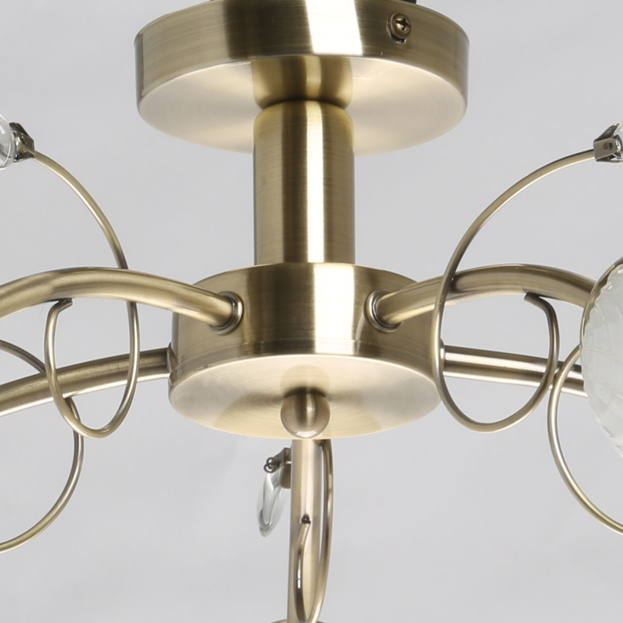 Потолочная люстра De Markt Флора 670011005