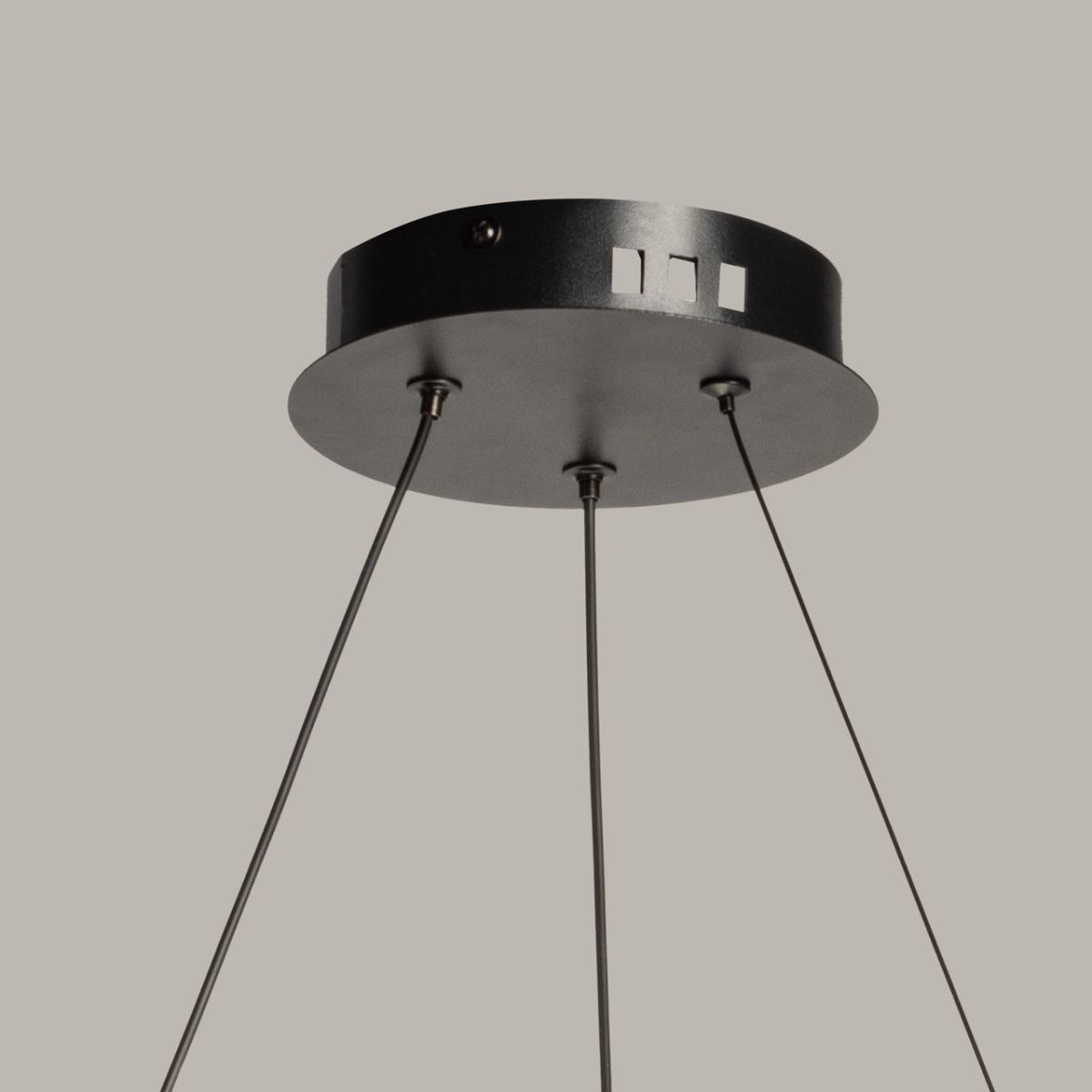 Подвесная люстра с пультом De Markt City Ральф 675016601