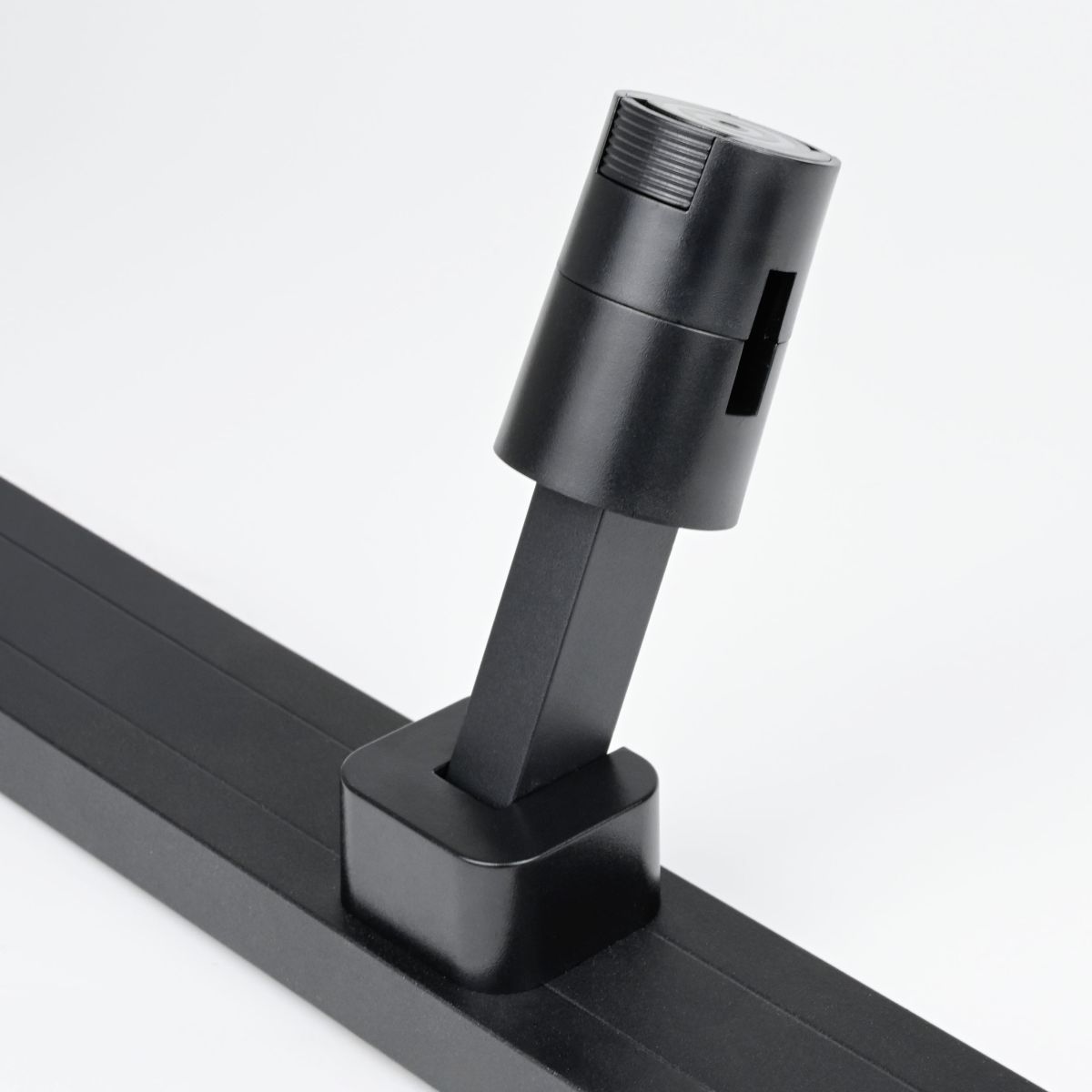 Трековый однофазный светильник Lightstar Due Hermes 270147