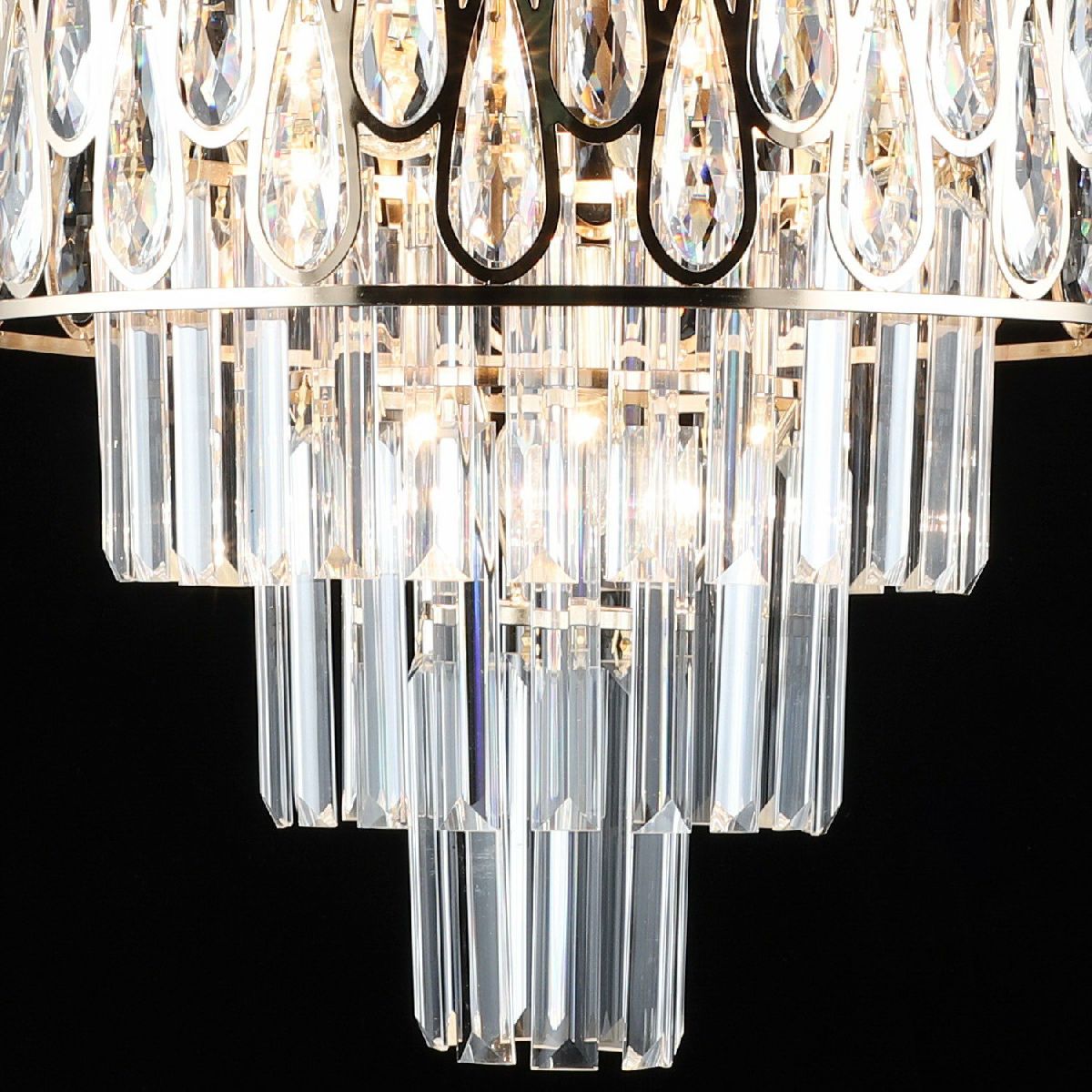 Подвесная люстра Reluce 02189-0.4-05 FGD