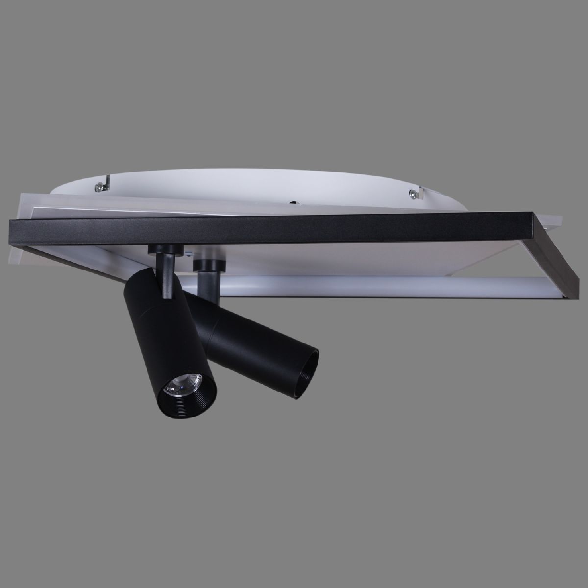 Потолочная люстра Reluce 77759-3.3-500