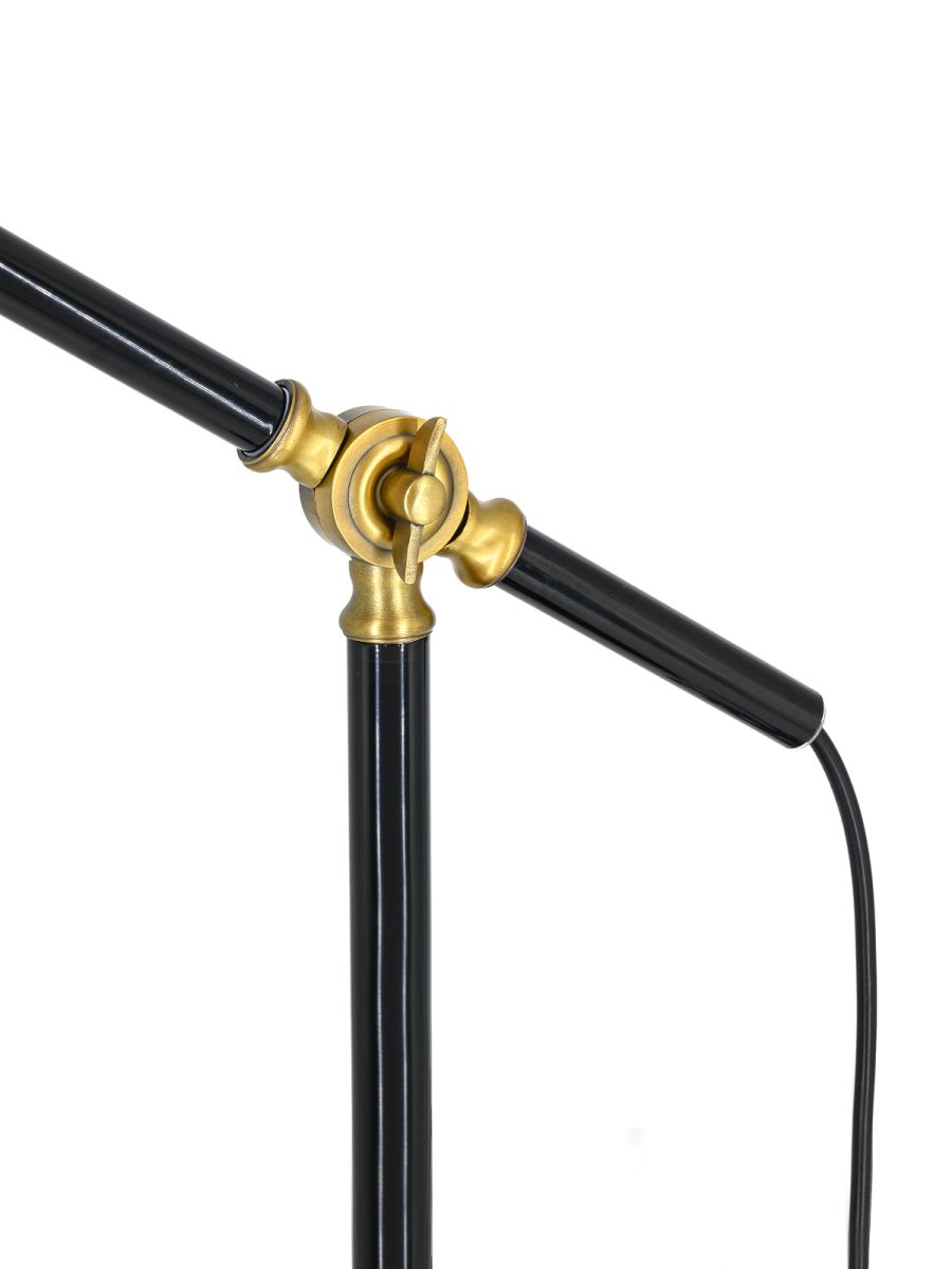 Настольная лампа ARTSTYLE HT-719B