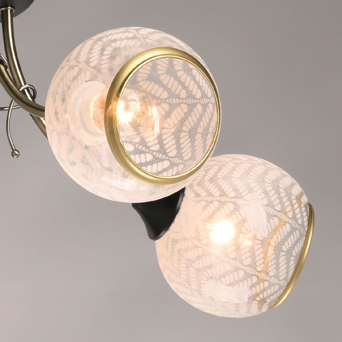 Потолочная люстра De Markt Грация 677014505