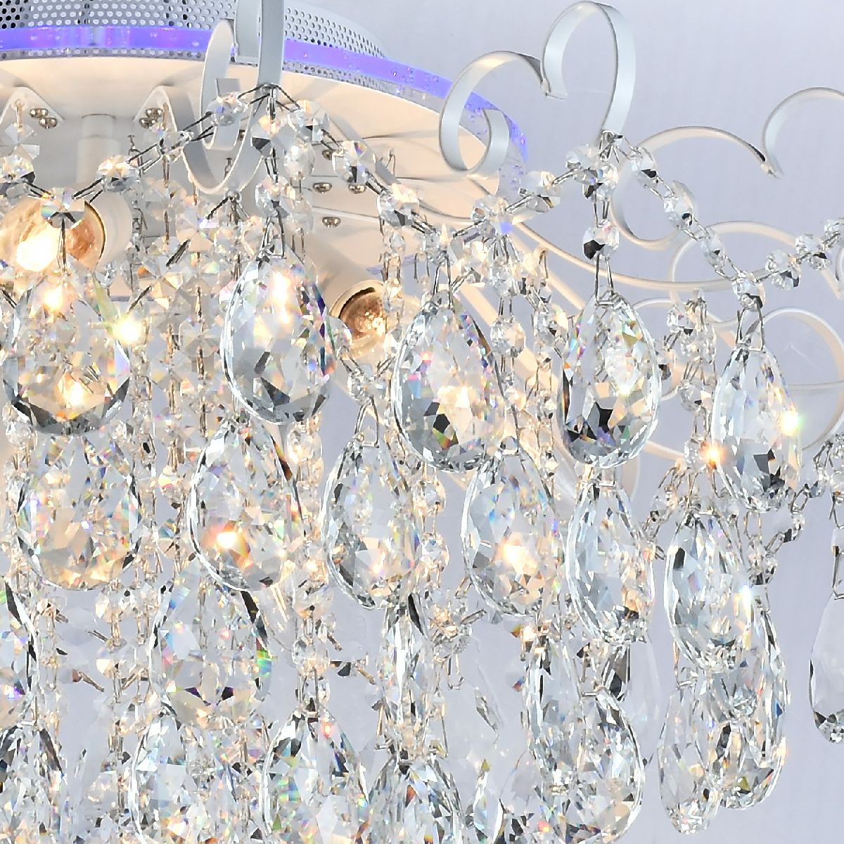 Потолочная люстра Reluce 04024-0.3-07 WH+SILVER PN+RGB