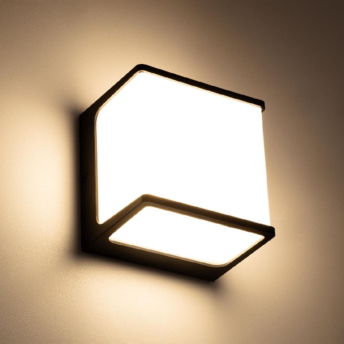 Уличный настенный светильник Citilux Domus CLU0801