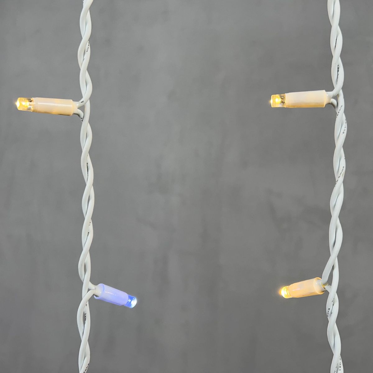 Гирлянда Бахрома Laitcom (LTC) LL168BLW-8-2WW