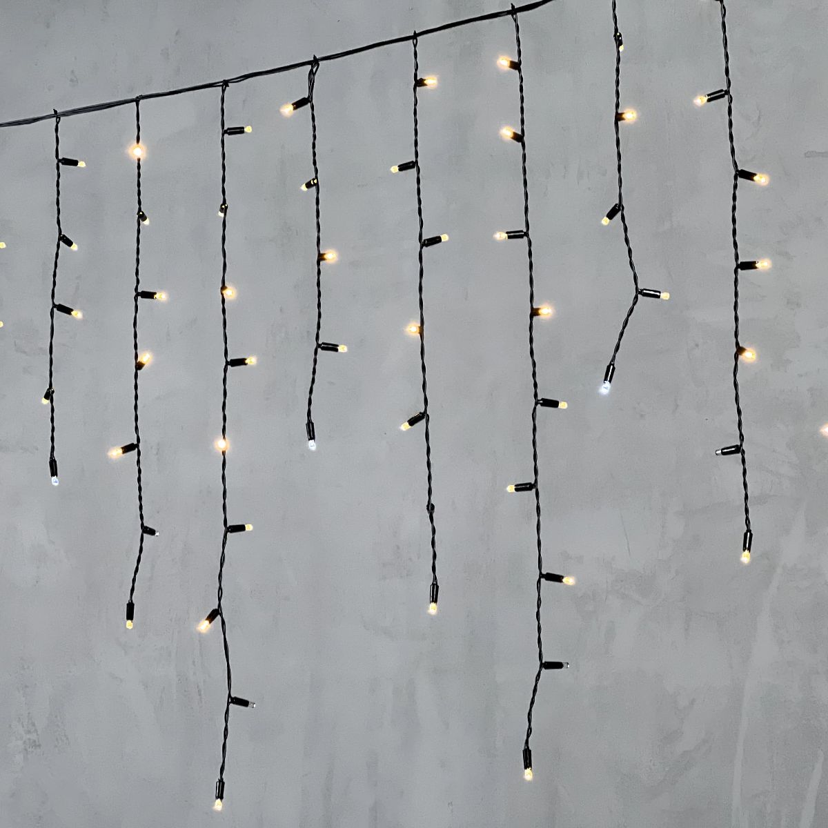 Гирлянда Бахрома с колпачком Laitcom (LTC) PIL180BLWCAP-11-2WW