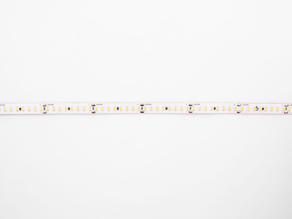 Светодиодная лента LEDS POWER 2835 176/м (16Вт/м) 24В холодная, серия ПРО140 005225