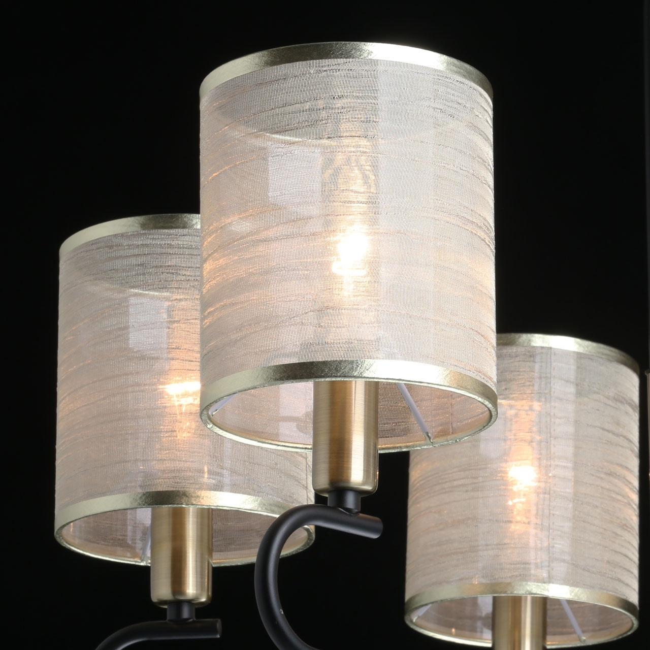 Потолочная люстра De Markt Конрад 667012208 в Москве