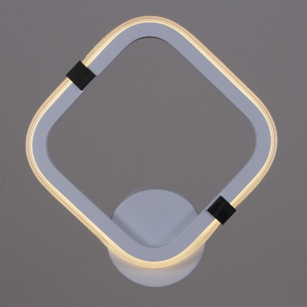 Настенный светильник Reluce 06321-3.2-01 WH+CR