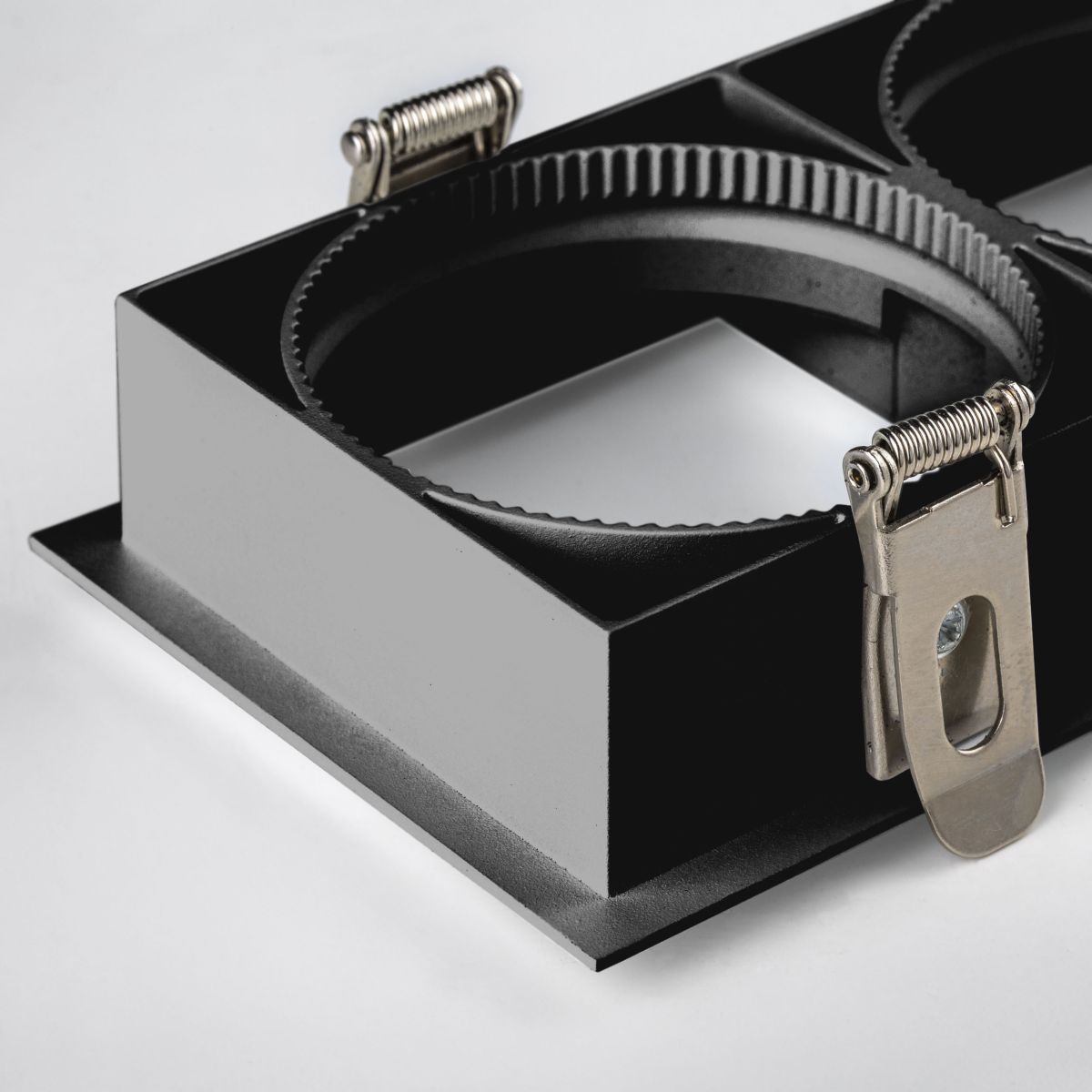 Рамка двойная квадратная встраиваемая для светодиодных модулей 0750хх Lightstar Stella 075227