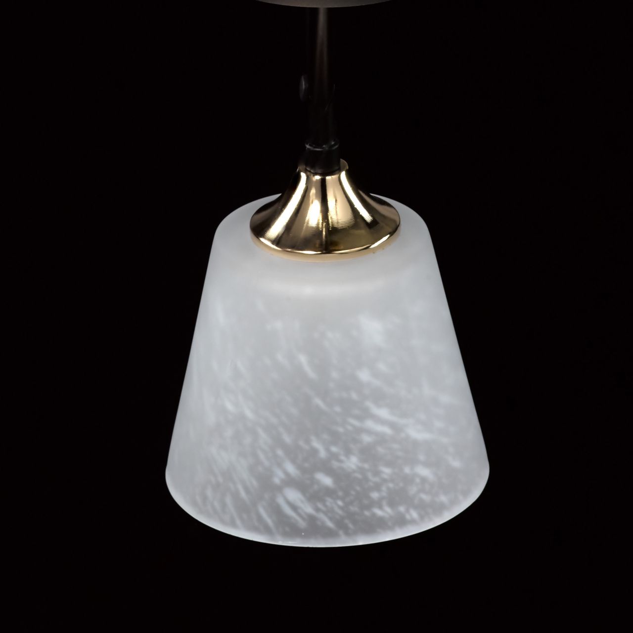 Люстра на штанге De Markt City Альфа 324014905