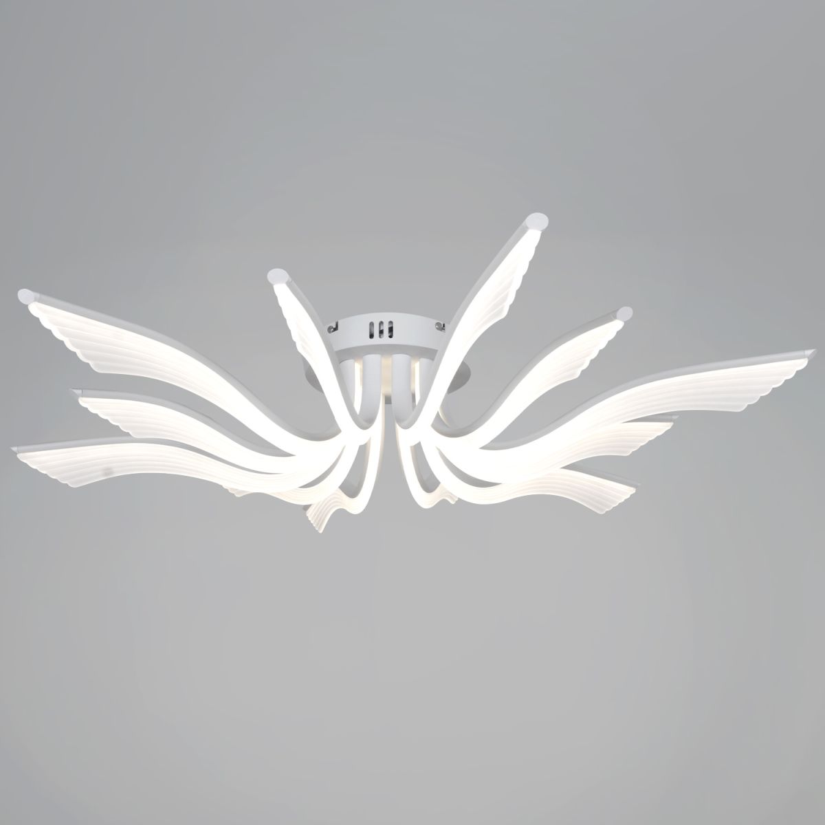 Потолочная люстра Reluce 35390-0.3-6+6 white