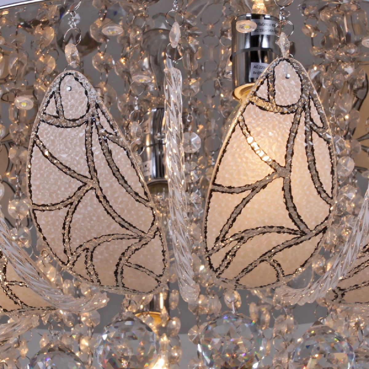 Потолочная люстра Reluce 55815-0.3-08