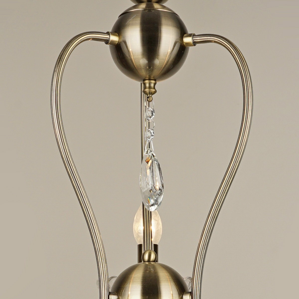 Подвесная люстра Reluce 04462-0.4-03