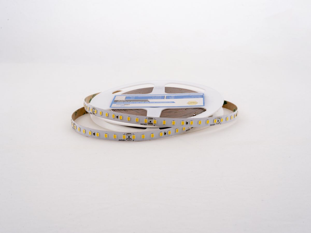 Светодиодная лента LEDS POWER 2835 128/м (12Вт/м) 24В нейтральная, серия ПРО140 005171
