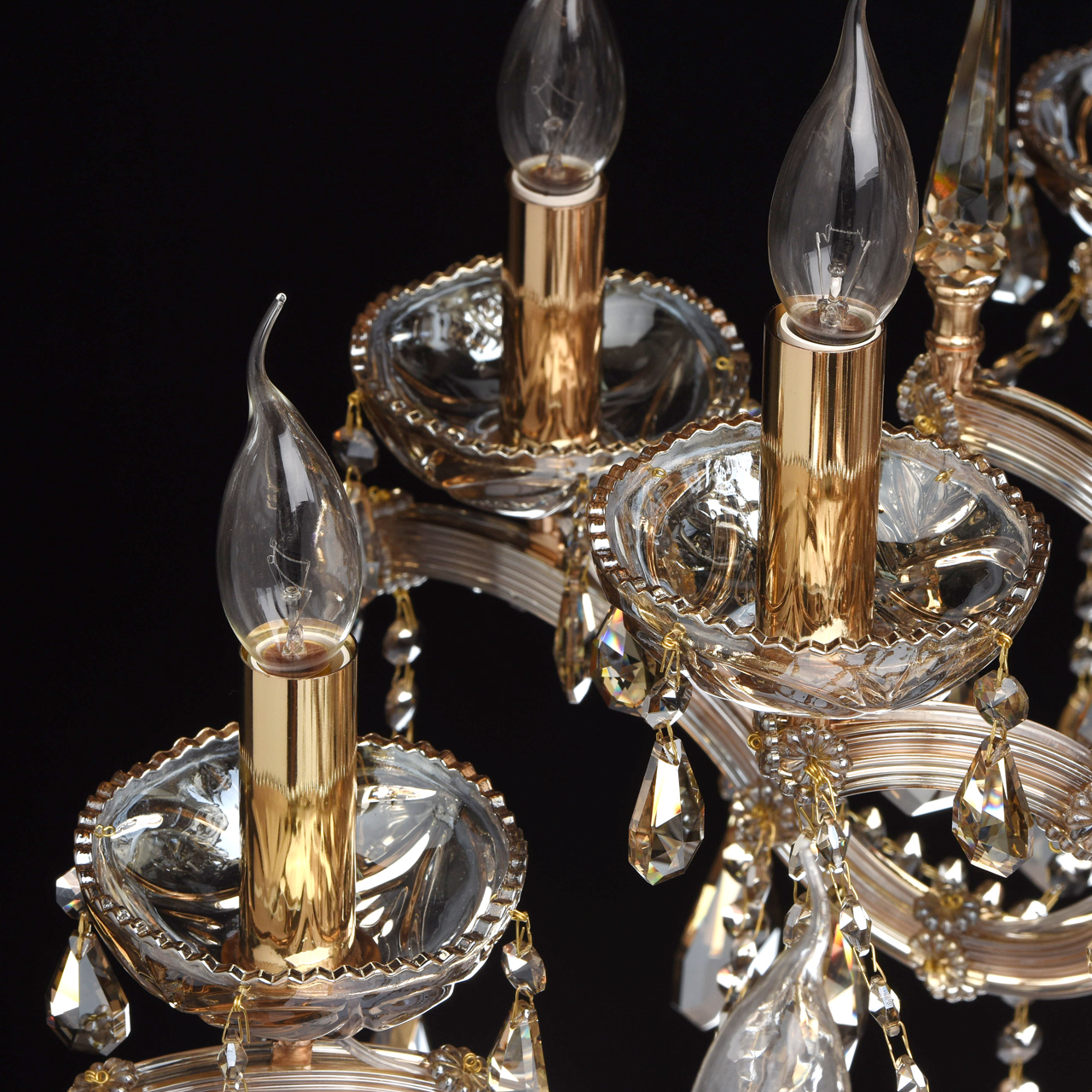 Подвесная люстра Chiaro Одетта 405010316 в Москве