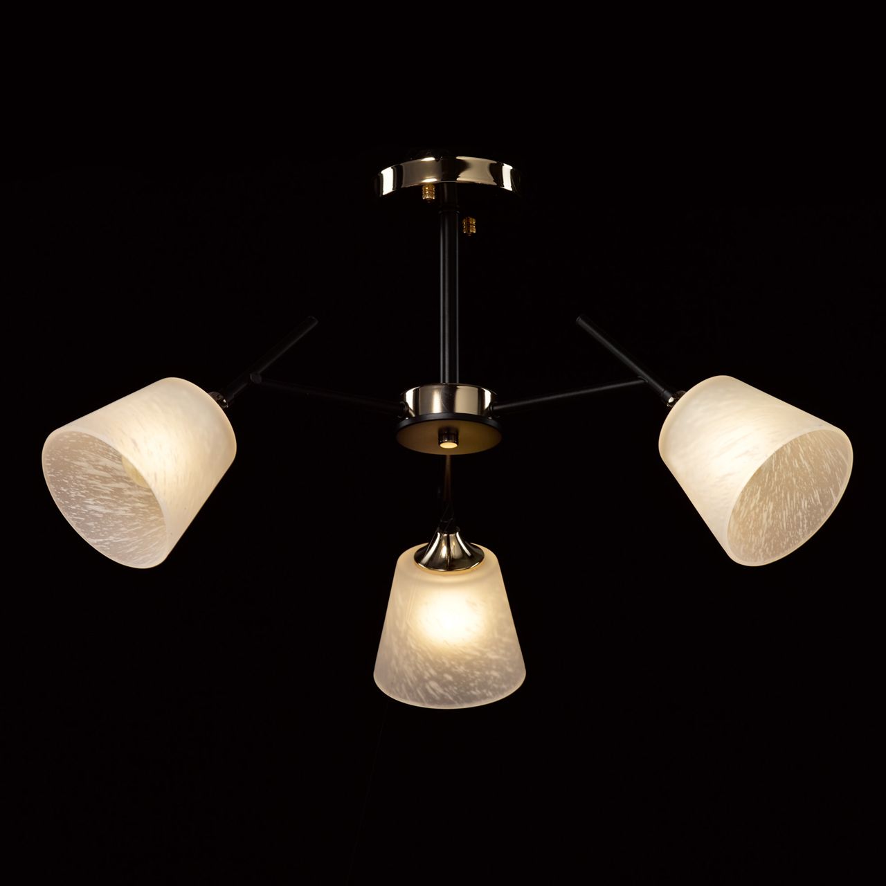 Люстра на штанге De Markt City Альфа 324015903