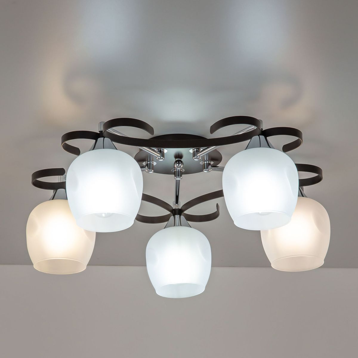 Потолочная люстра Citilux Сюзи CL171154