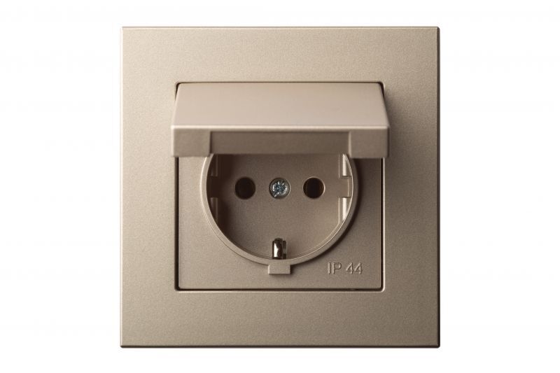 Розетка Liregus Epsilon 28-3112
