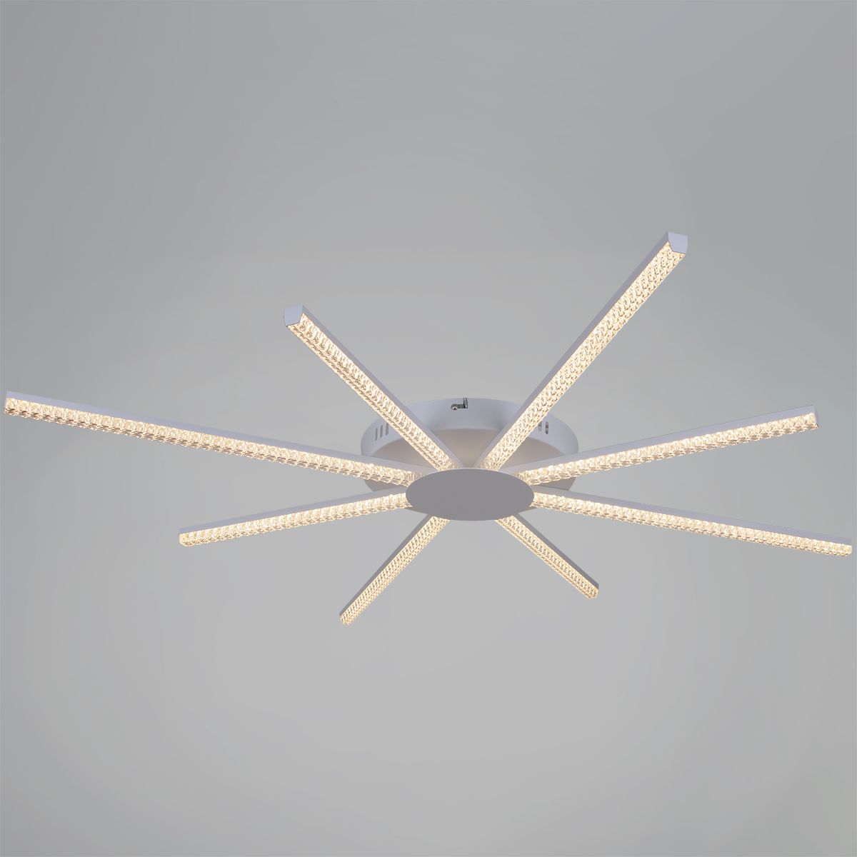 Потолочная люстра Reluce 06537-0.3-4+4 WH