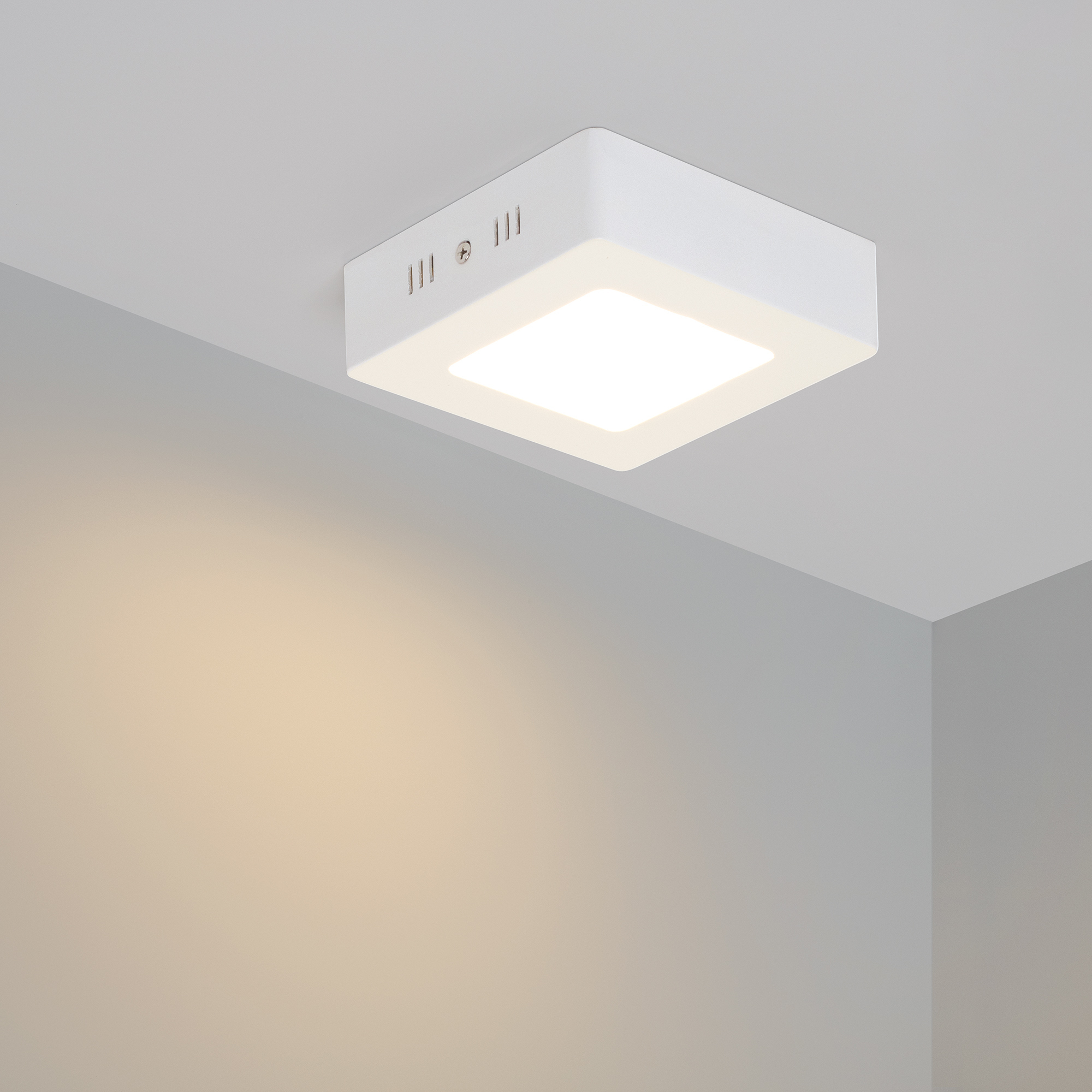 Накладнойй светильник Arlight SP-S145x145-9W Day White 019548(1)