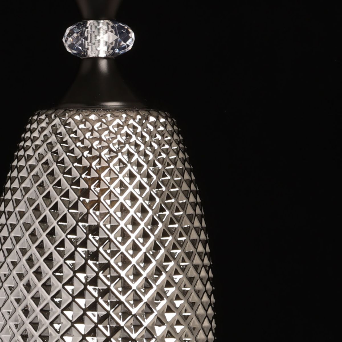 Подвесной светильник De Markt Лоск 107011101