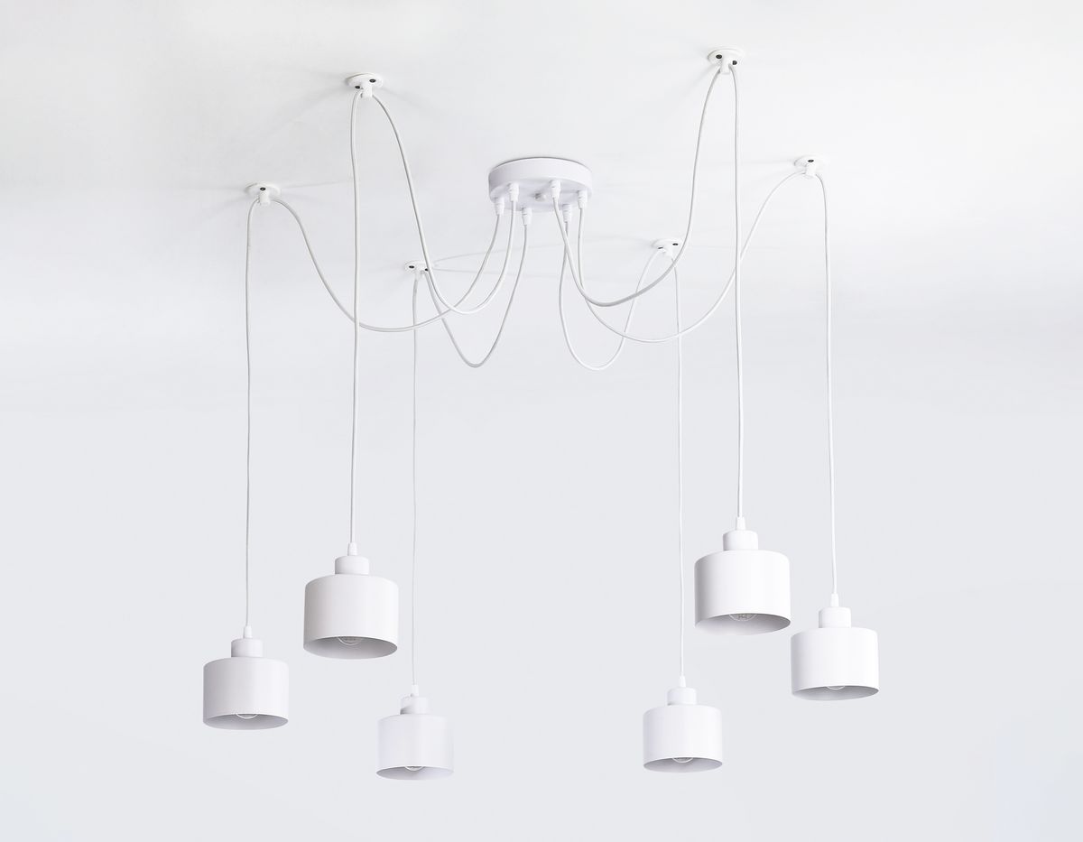 Подвесная люстра Ambrella Light Traditional TR8131